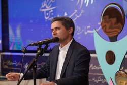 زبان هنر، زبان گویا و نافذ انتقال دغدغه‌های اجتماعی است
